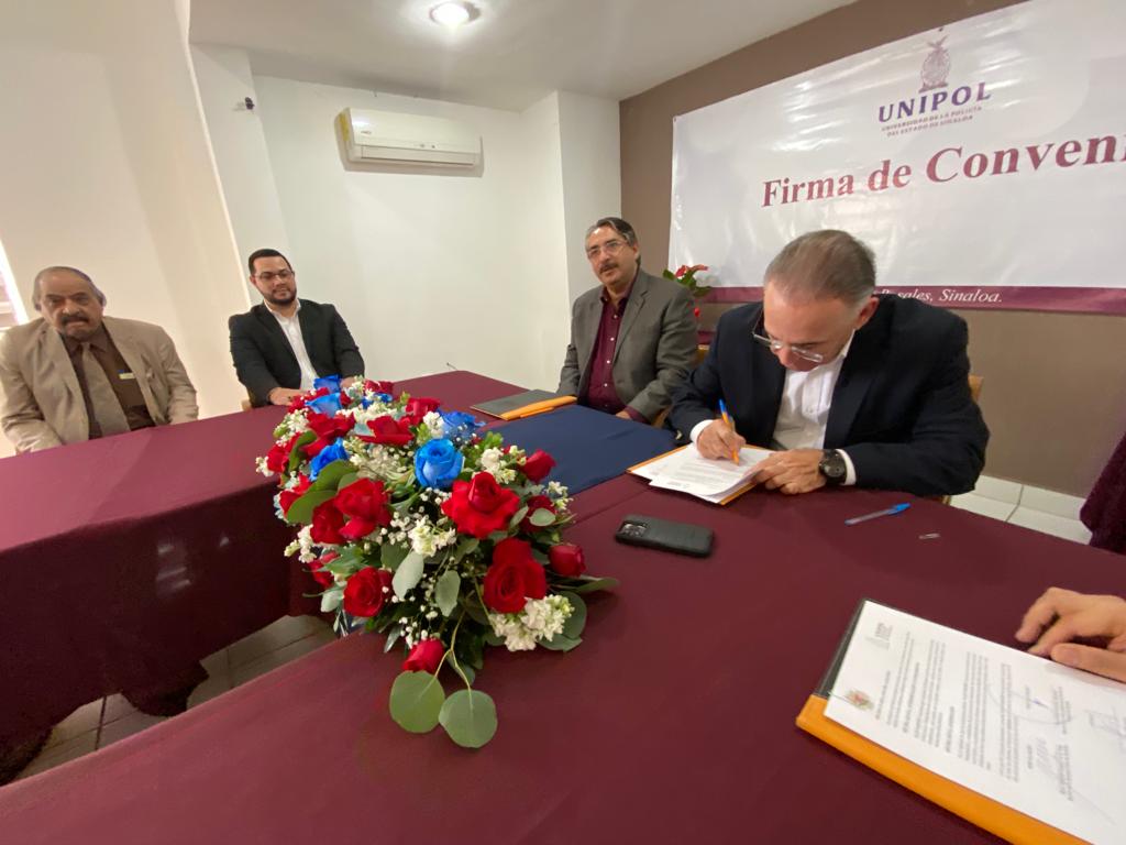 Firman convenio la Unipol y la Escuela Libre de Derecho - Noticias de ...