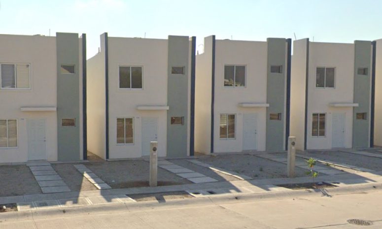 Negocia Rubén Rocha terrenos para construir viviendas de Infonavit