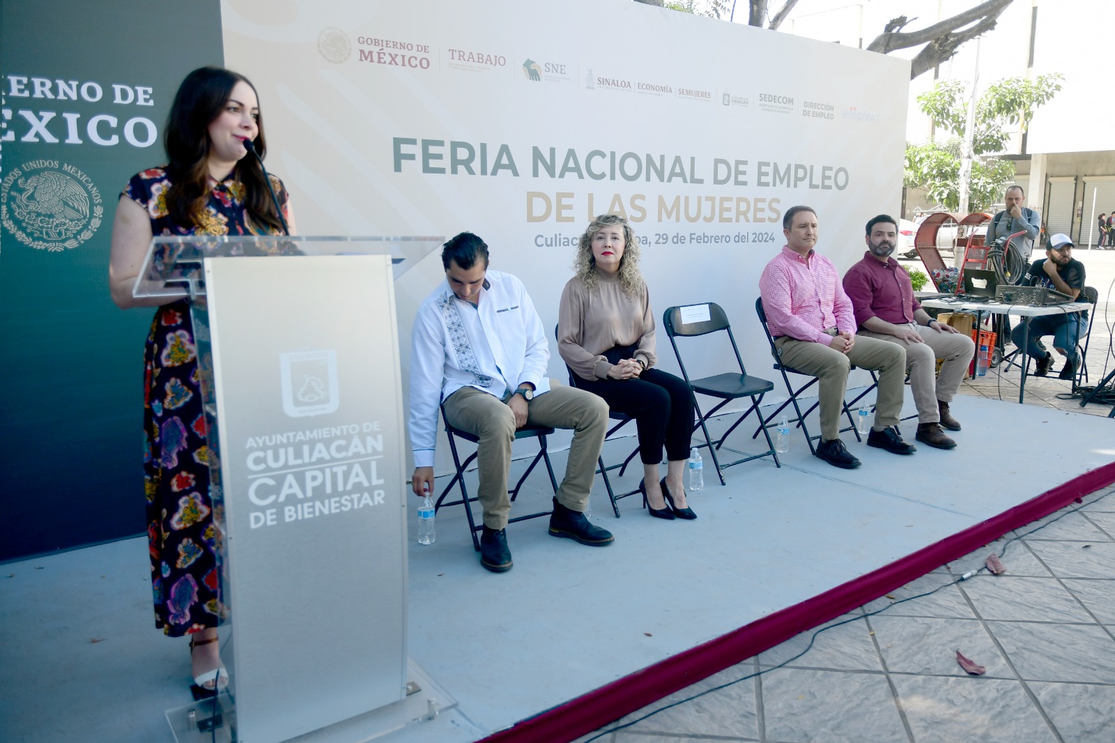 Inauguran la Feria Nacional del Empleo de las Mujeres en Culiacán ...