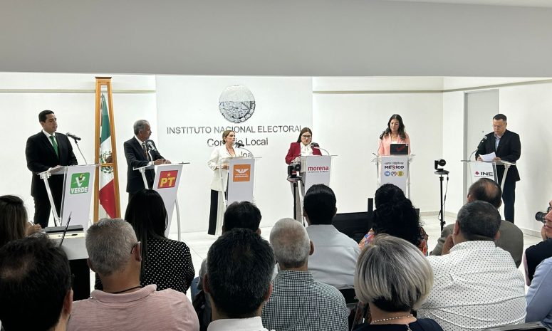 El INE realiza debate entre candidatos al senado por Sinaloa