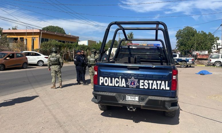 Abandonan cuerpos de 2 jóvenes en la carretera a Sanalona en Culiacán