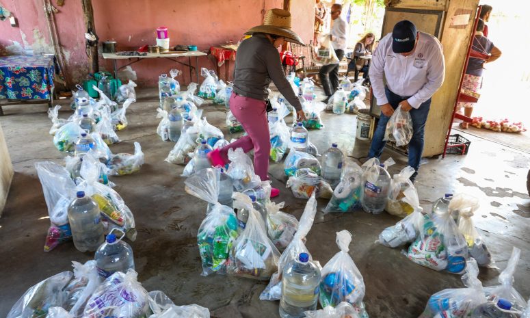 Retornan familias de desplazados a Palmillas y Las Iguanas, en Concordia
