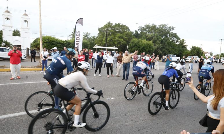 Destaca Alcalde de Navolato integración familiar en eventos masivos seguros
