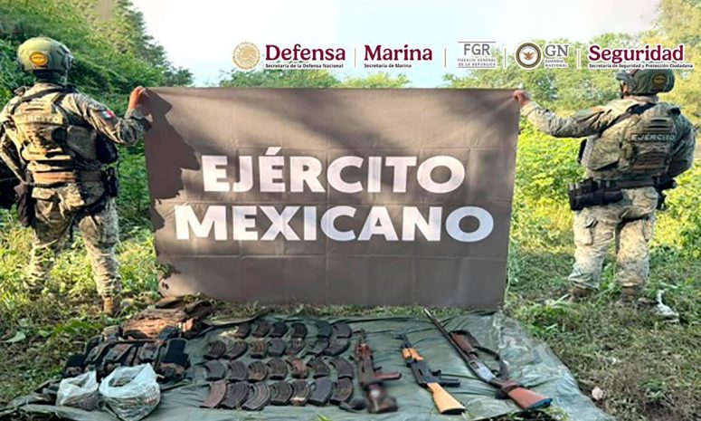Aseguran a 8, 9 mil cartuchos, 53 explosivos y armas en Sinaloa y Nayarit