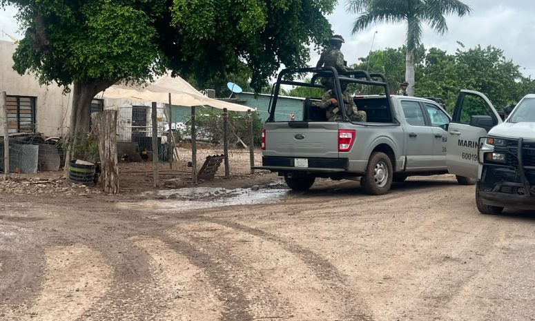 Detienen a 5 hombres y aseguran armas durante operativo en Aguaruto