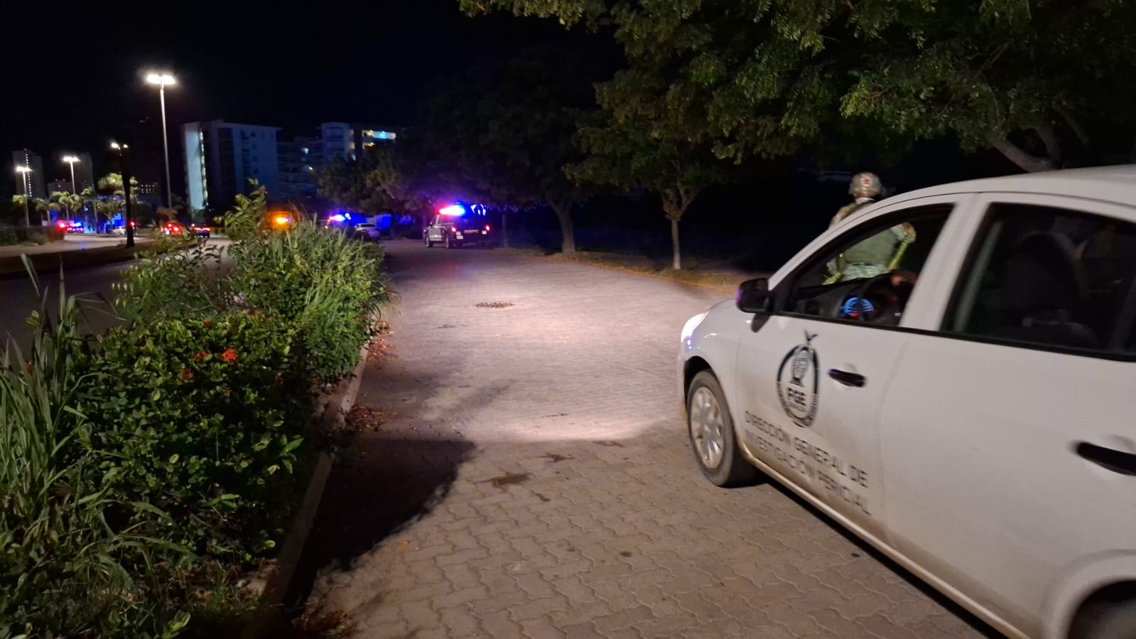 Hallan cuerpo de mujer envuelto en una manta en Mazatlán