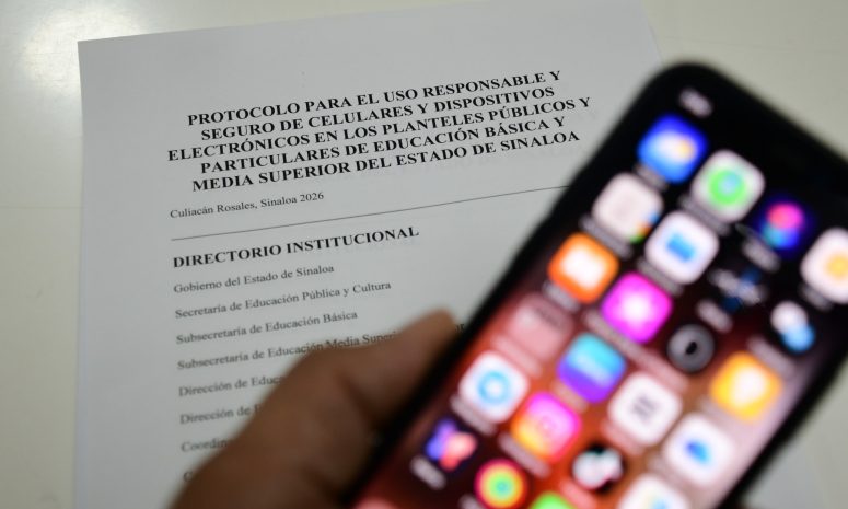 Escuelas de Sinaloa se alistan para regular uso de celulares